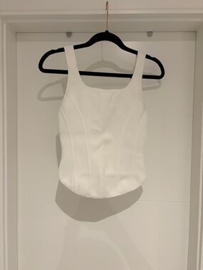 Babaton Women's White Square Neck Tank Top